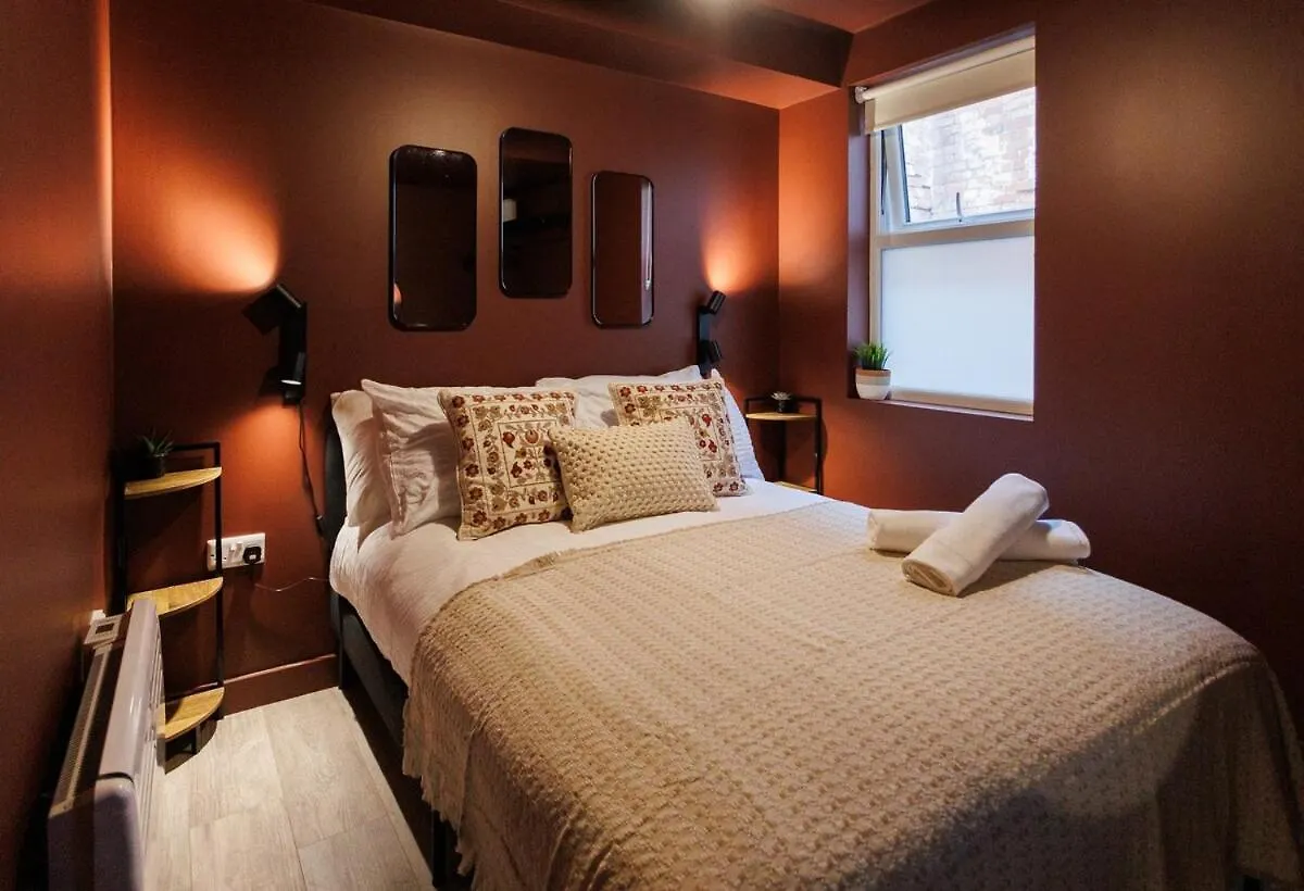 Upper Eastside Boutique - Lush Bed & Fab Location Lägenhet Belfast